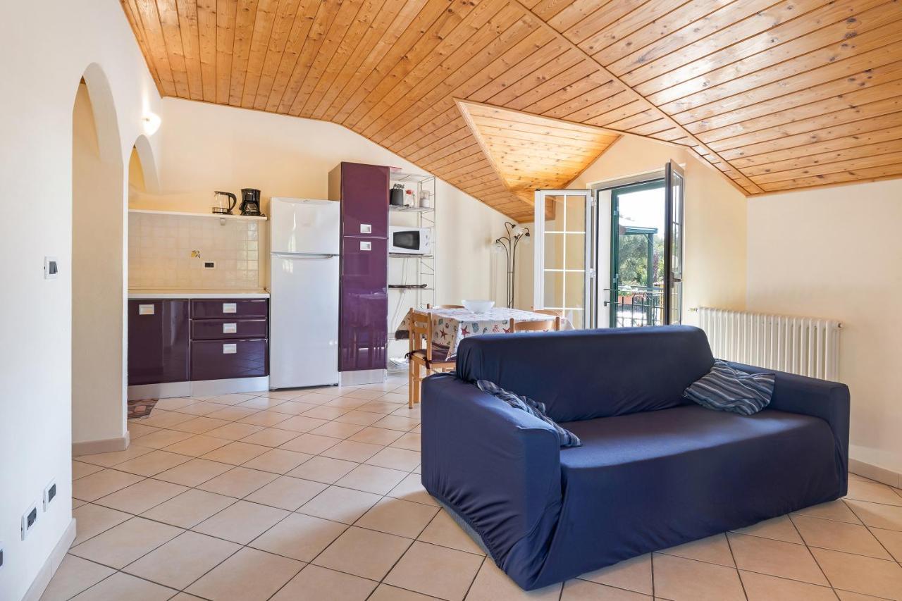 דירות צ'ריאלה La Casa Di Lady מראה חיצוני תמונה