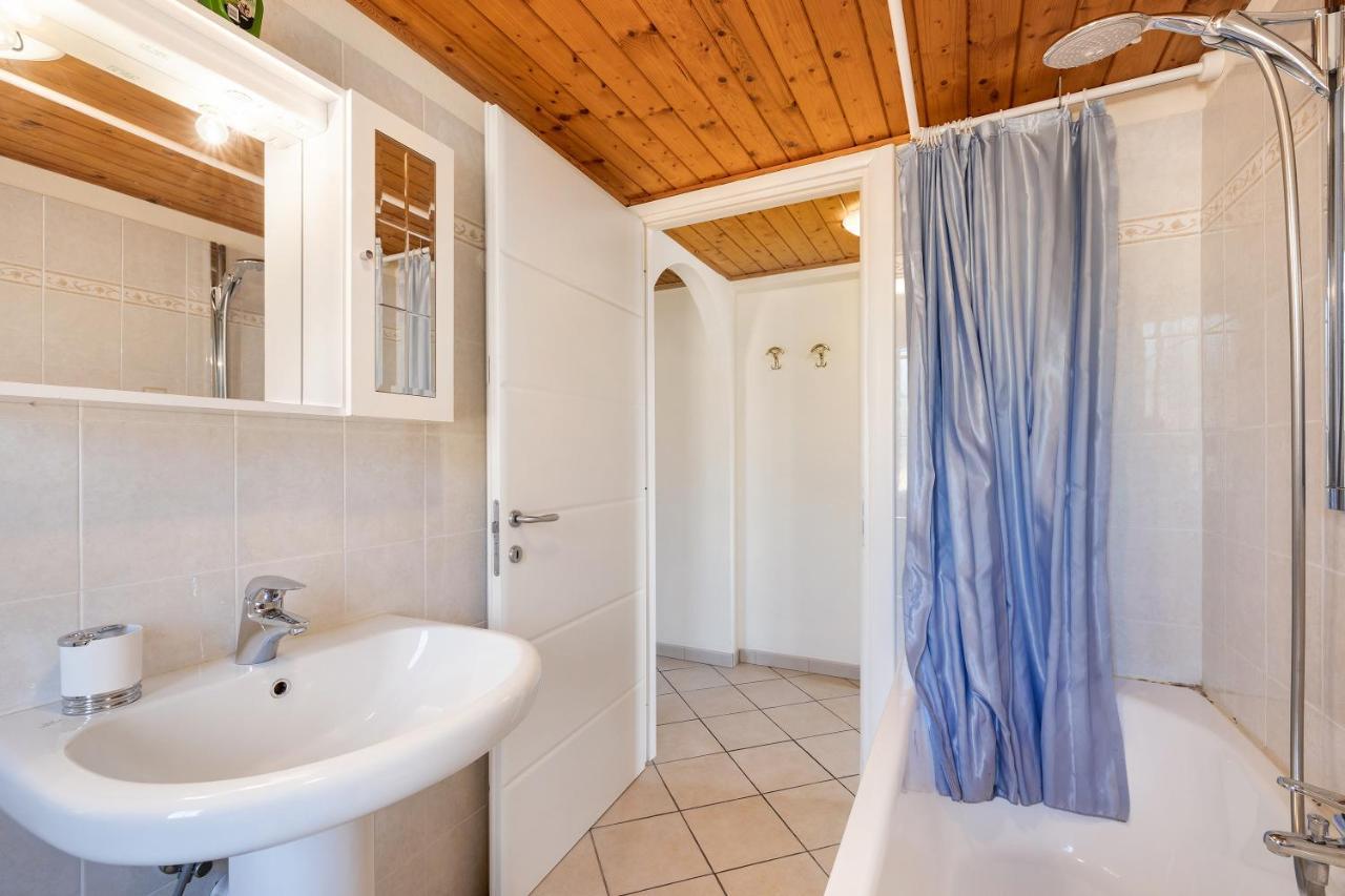 דירות צ'ריאלה La Casa Di Lady מראה חיצוני תמונה