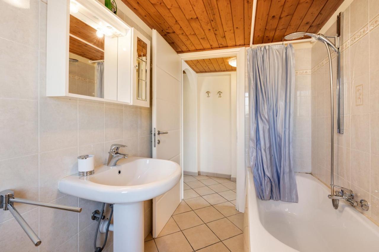דירות צ'ריאלה La Casa Di Lady מראה חיצוני תמונה